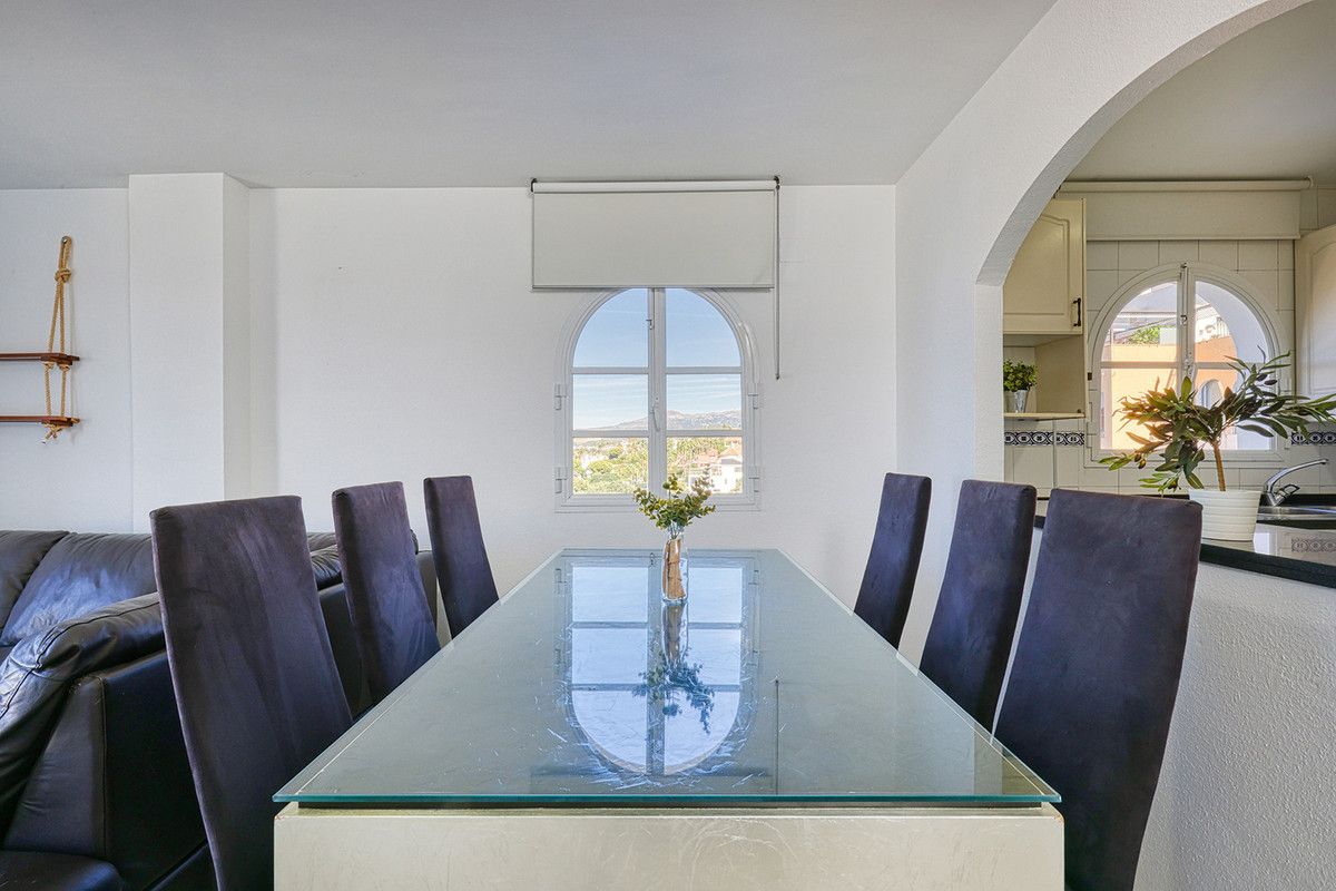 Penthouse te koop in Estepona | 3 slaapkamers H5427022