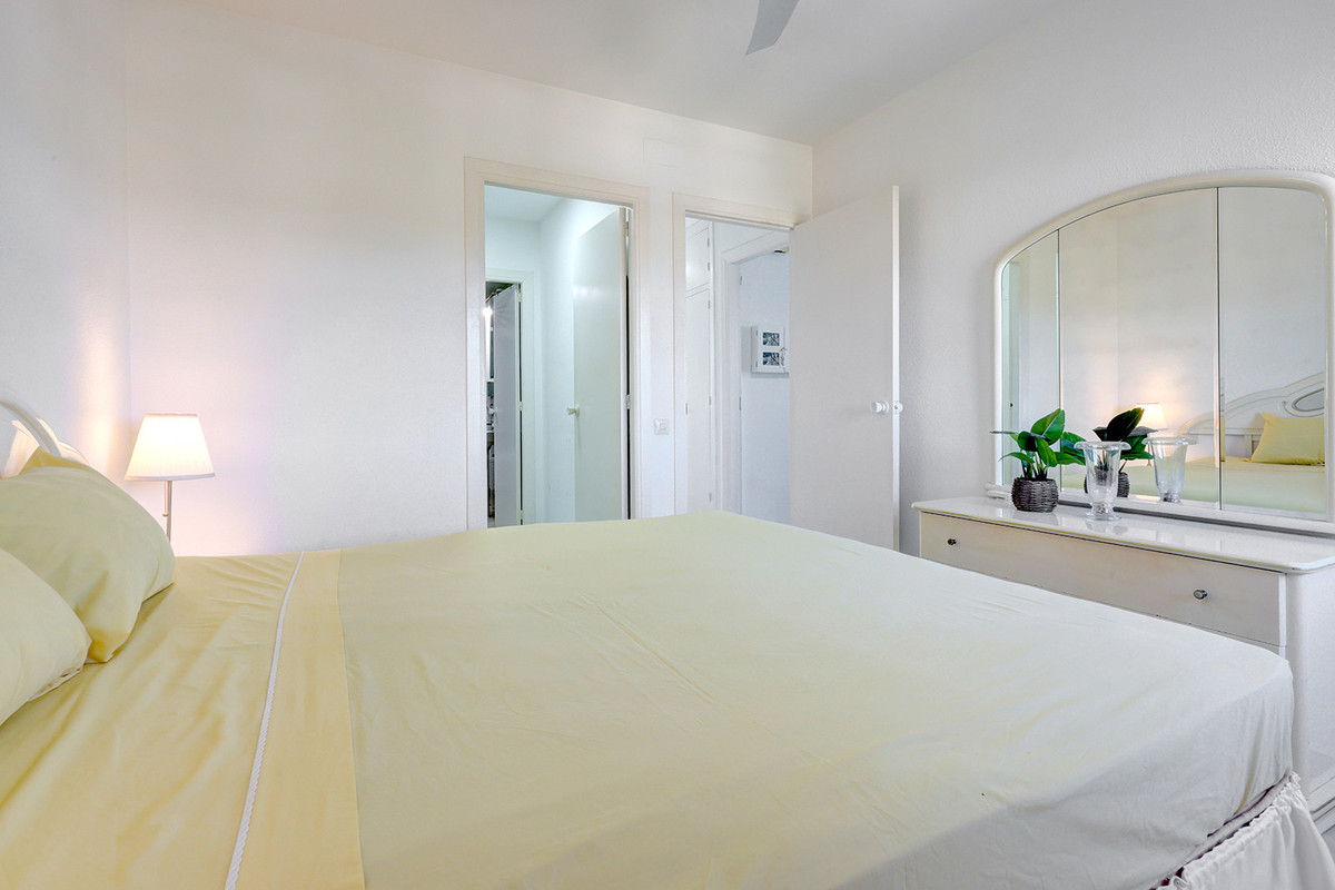 Penthouse te koop in Estepona | 3 slaapkamers H5427022
