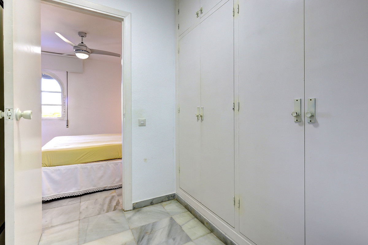 Penthouse te koop in Estepona | 3 slaapkamers H5427022