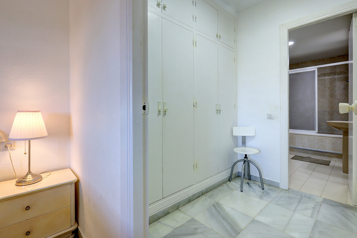 Penthouse te koop in Estepona | 3 slaapkamers H5427022