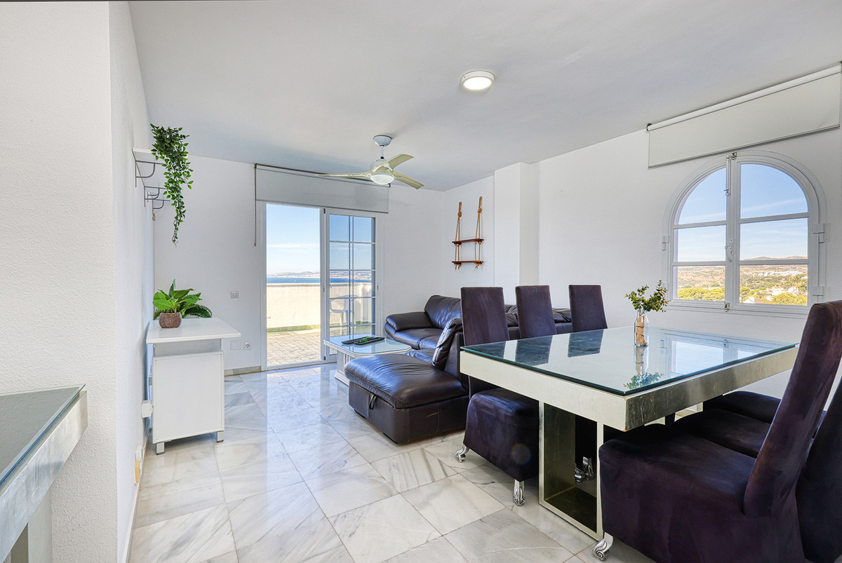 Penthouse te koop in Estepona | 3 slaapkamers H5427022