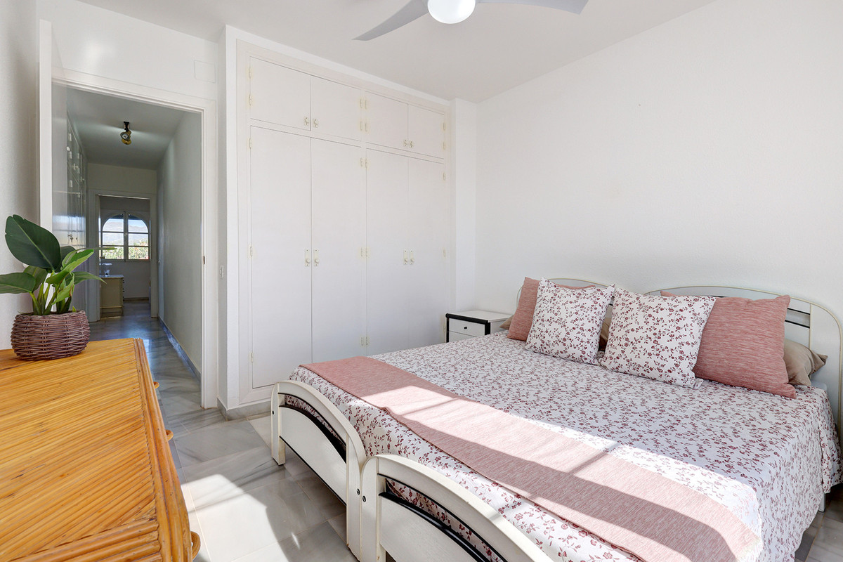 Penthouse te koop in Estepona | 3 slaapkamers H5427022
