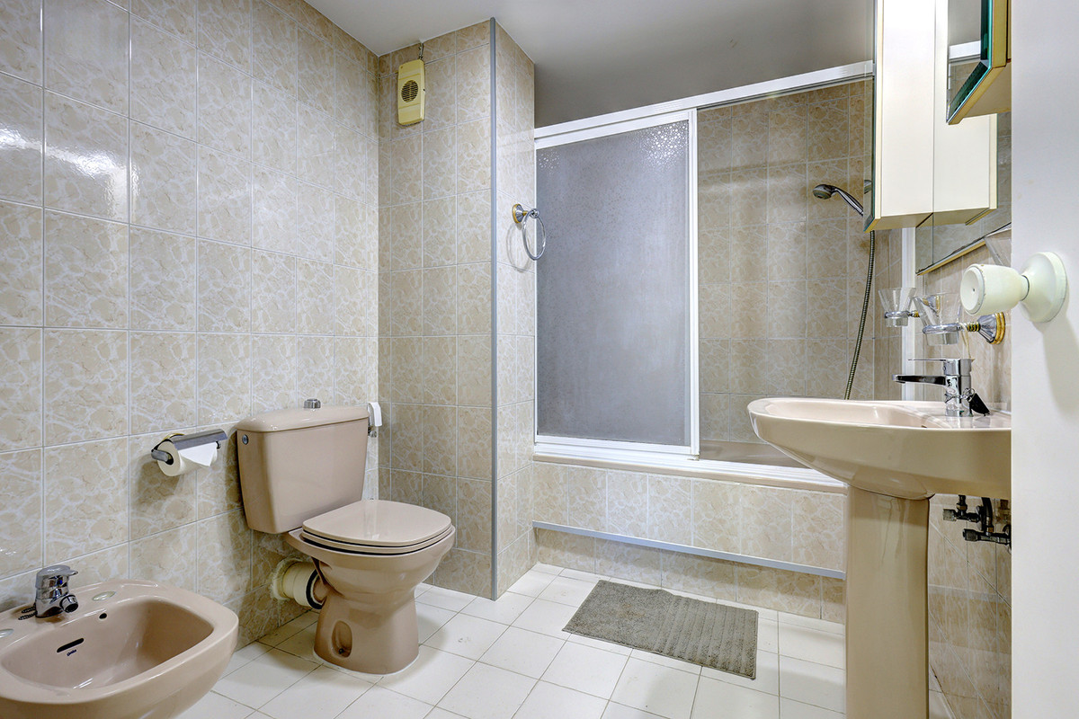 Penthouse te koop in Estepona | 3 slaapkamers H5427022