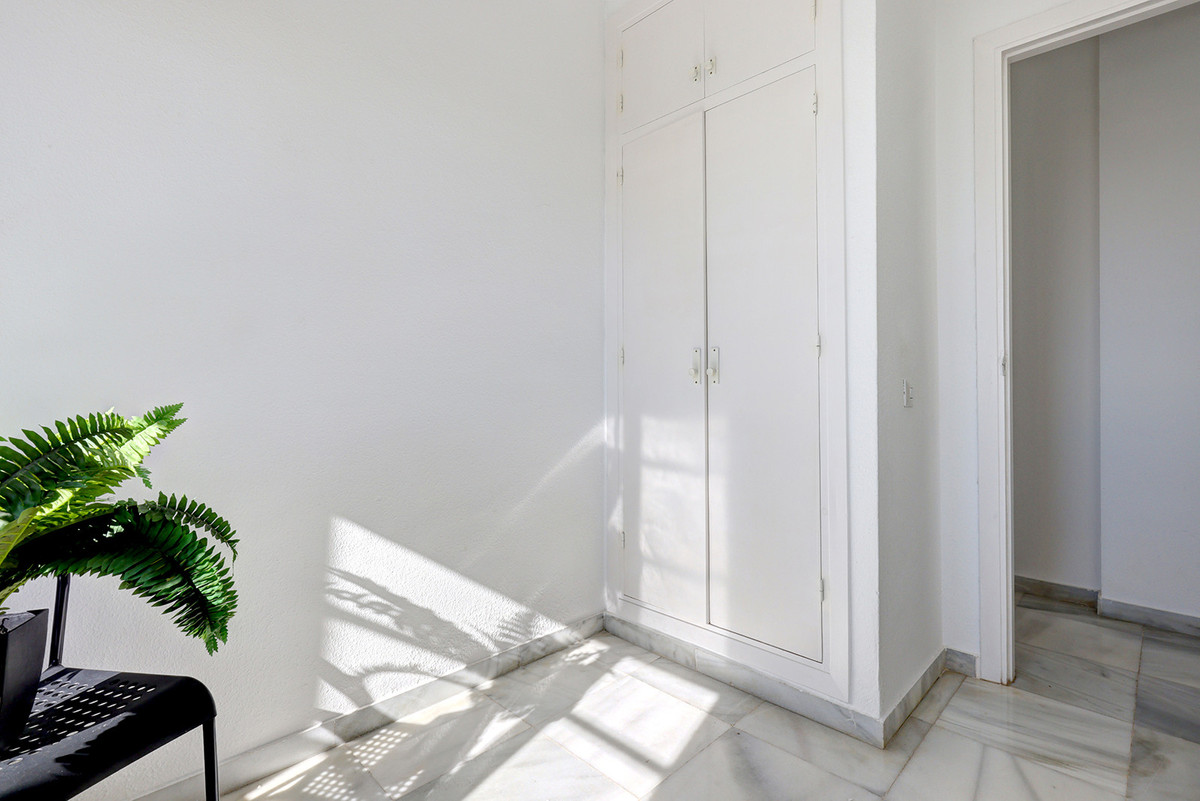 Penthouse te koop in Estepona | 3 slaapkamers H5427022