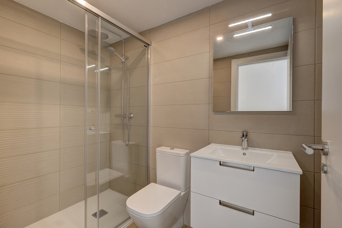 Appartement te koop in Estepona | 2 slaapkamers H5427043