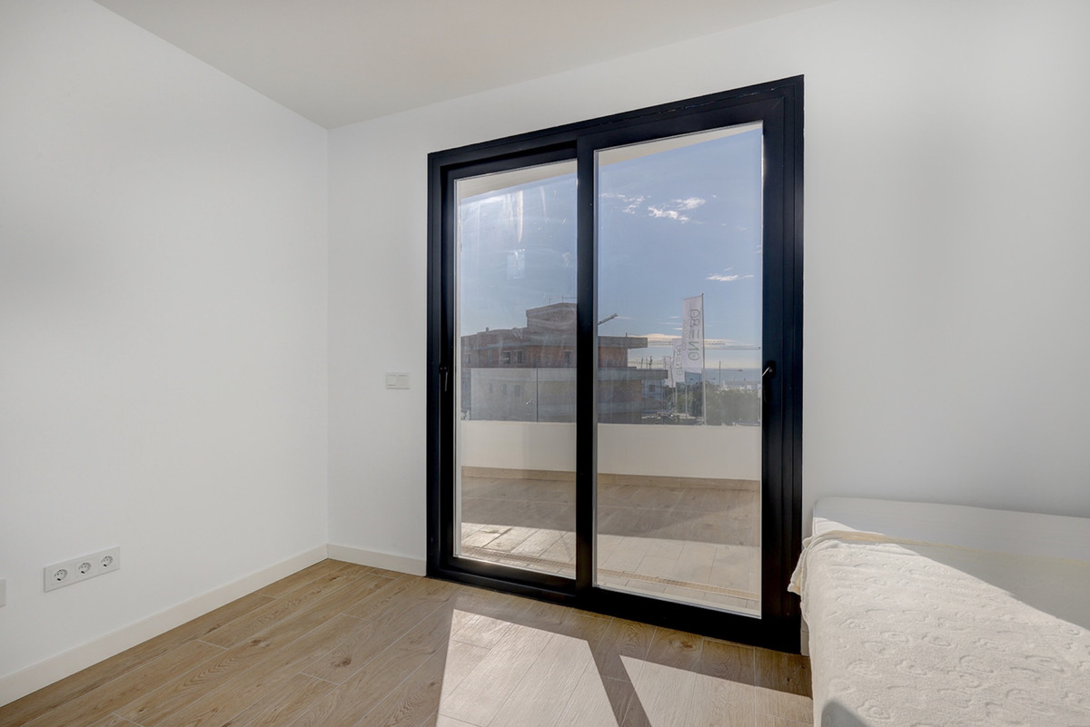 Appartement te koop in Estepona | 2 slaapkamers H5427043