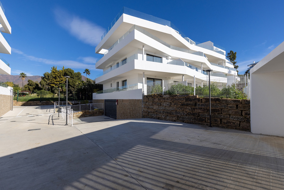 Appartement te koop in Estepona | 2 slaapkamers H5427043