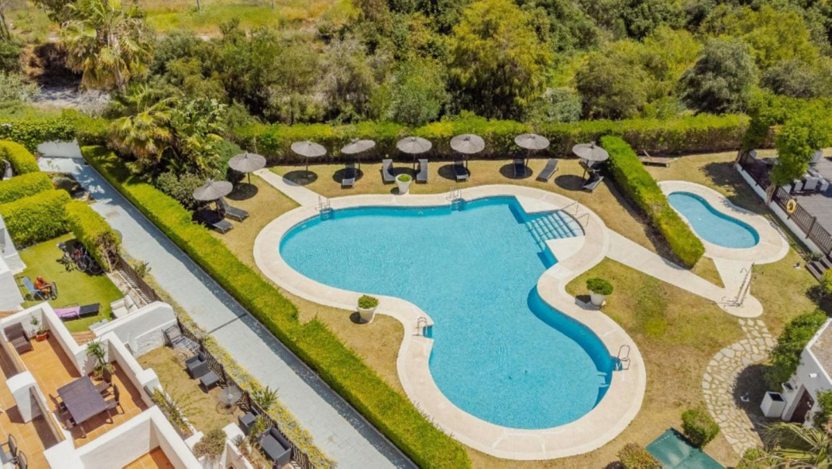 Penthouse te koop in Estepona | 1 slaapkamers H5427178