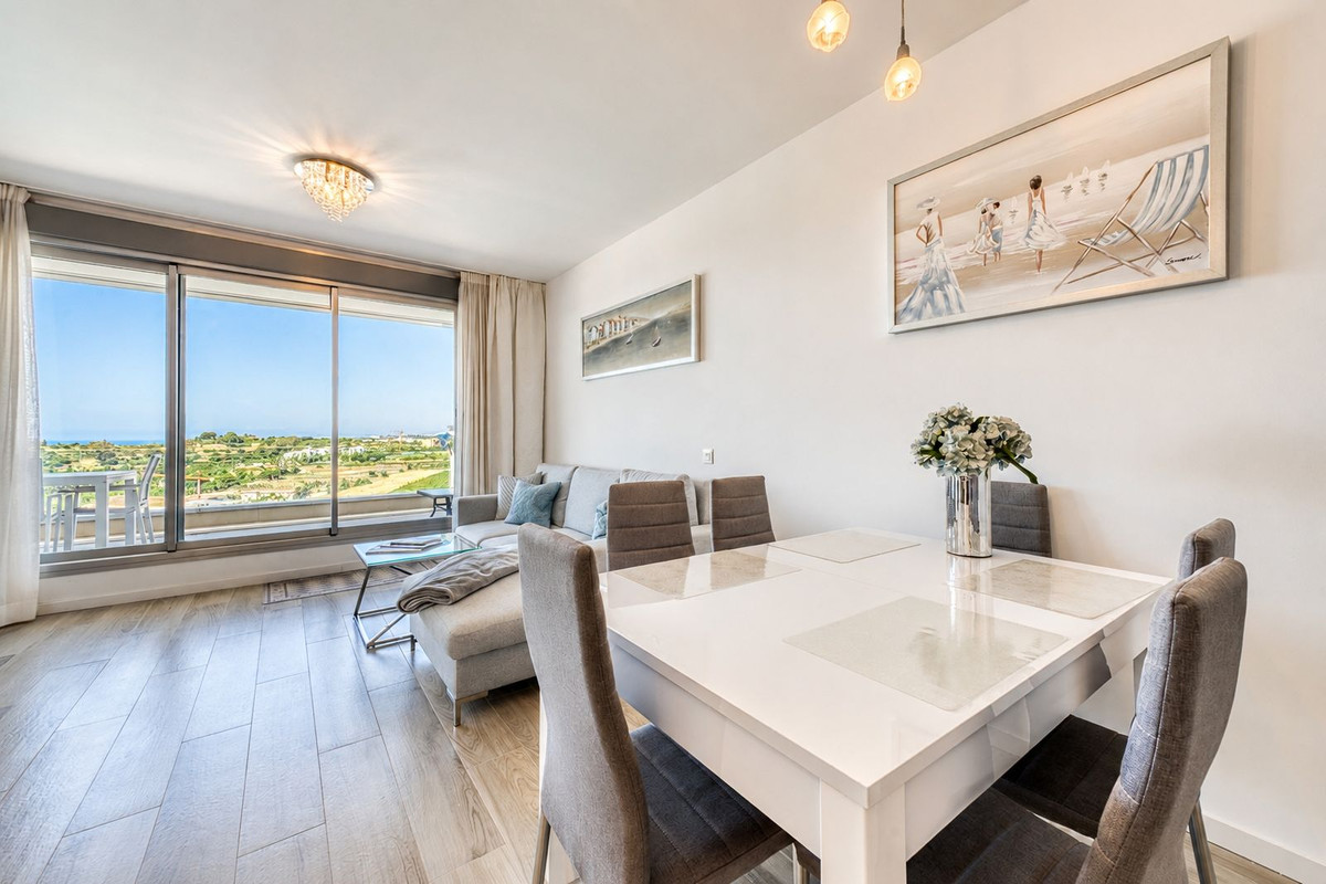 Appartement te koop in Estepona | 3 slaapkamers H5427208