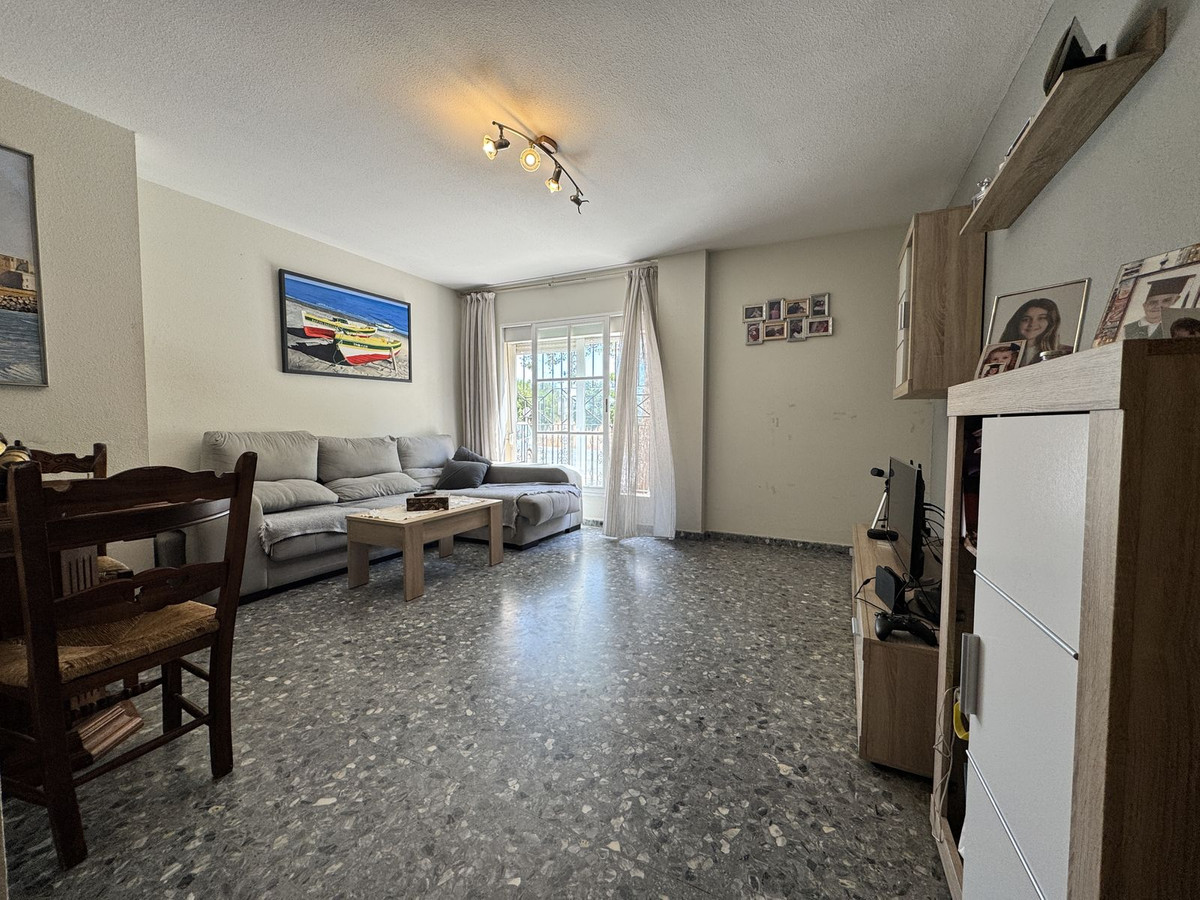 Appartement te koop in Estepona | 3 slaapkamers H5427229