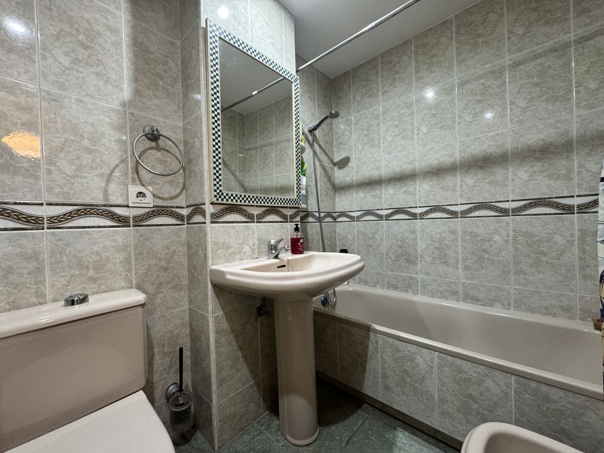 Appartement te koop in Estepona | 3 slaapkamers H5427229