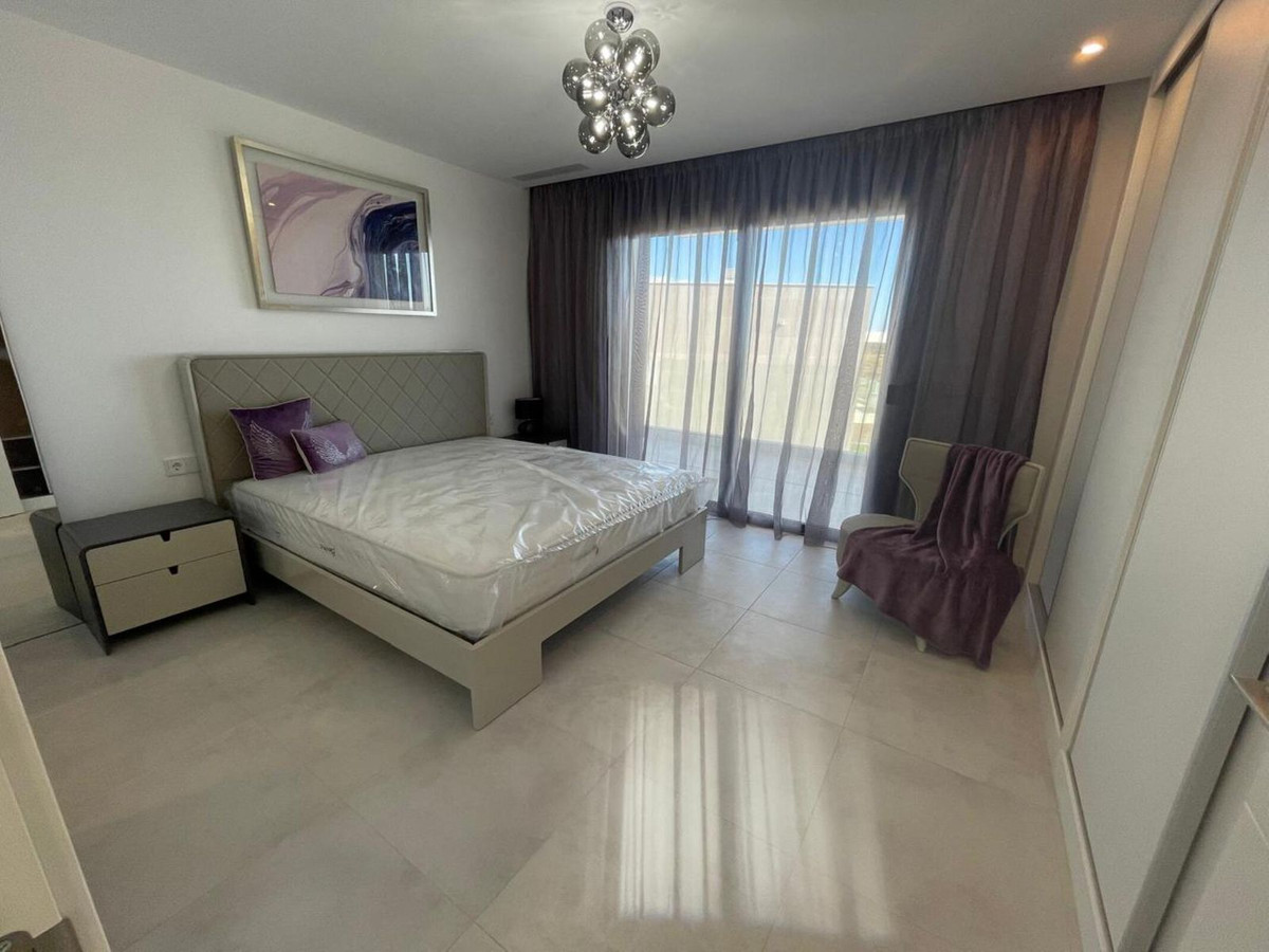 Appartement te koop in Estepona | 3 slaapkamers H5427271