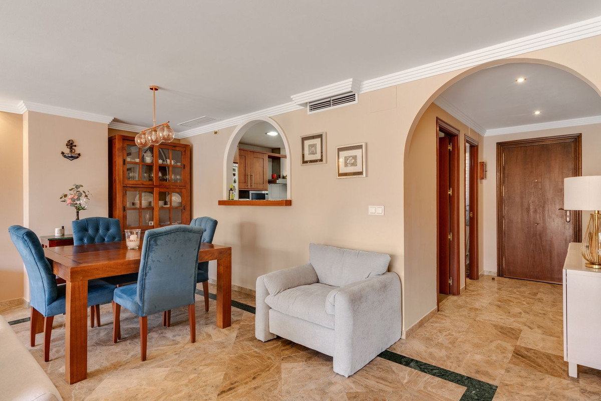 Appartement te koop in Estepona | 3 slaapkamers H5427577