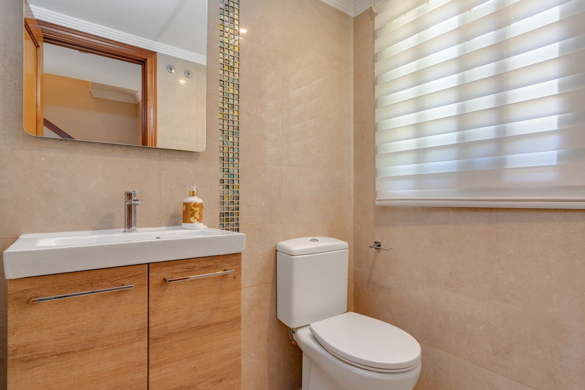 Appartement te koop in Estepona | 3 slaapkamers H5427577
