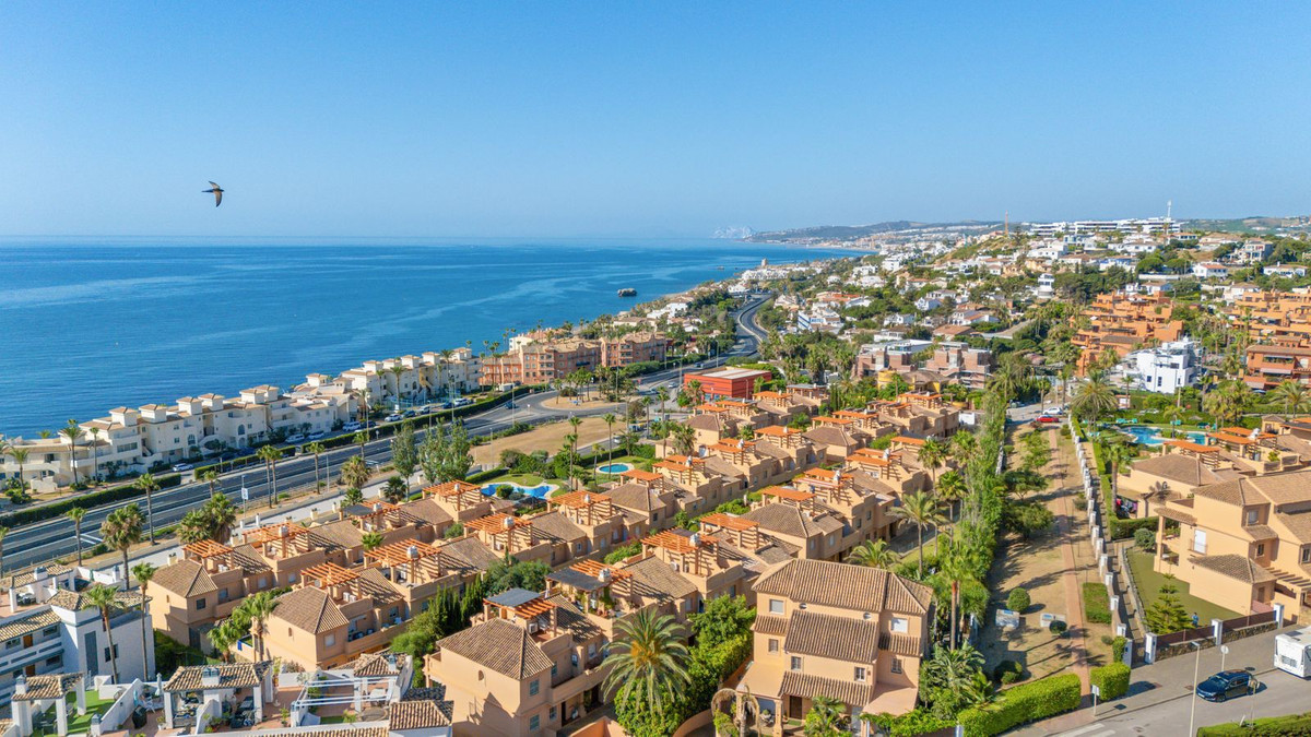 Appartement te koop in Estepona | 3 slaapkamers H5427577