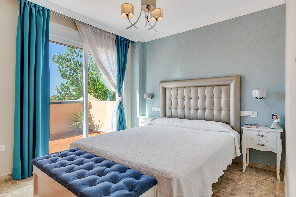 Appartement te koop in Estepona | 3 slaapkamers H5427577