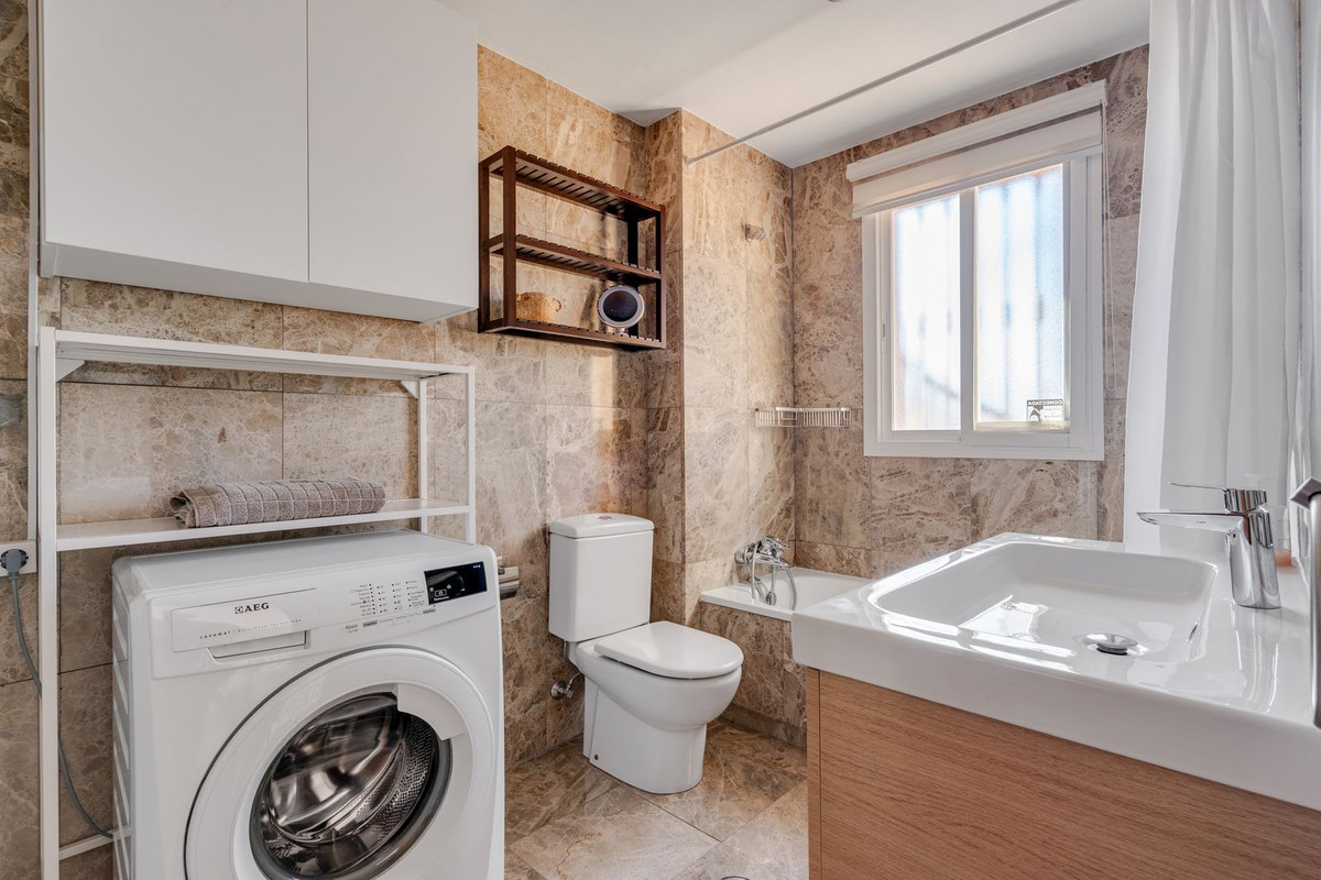 Appartement te koop in Estepona | 3 slaapkamers H5427577