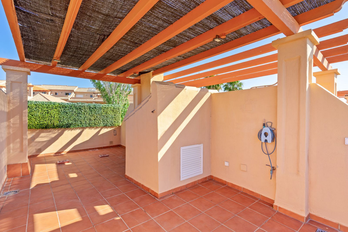 Appartement te koop in Estepona | 3 slaapkamers H5427577