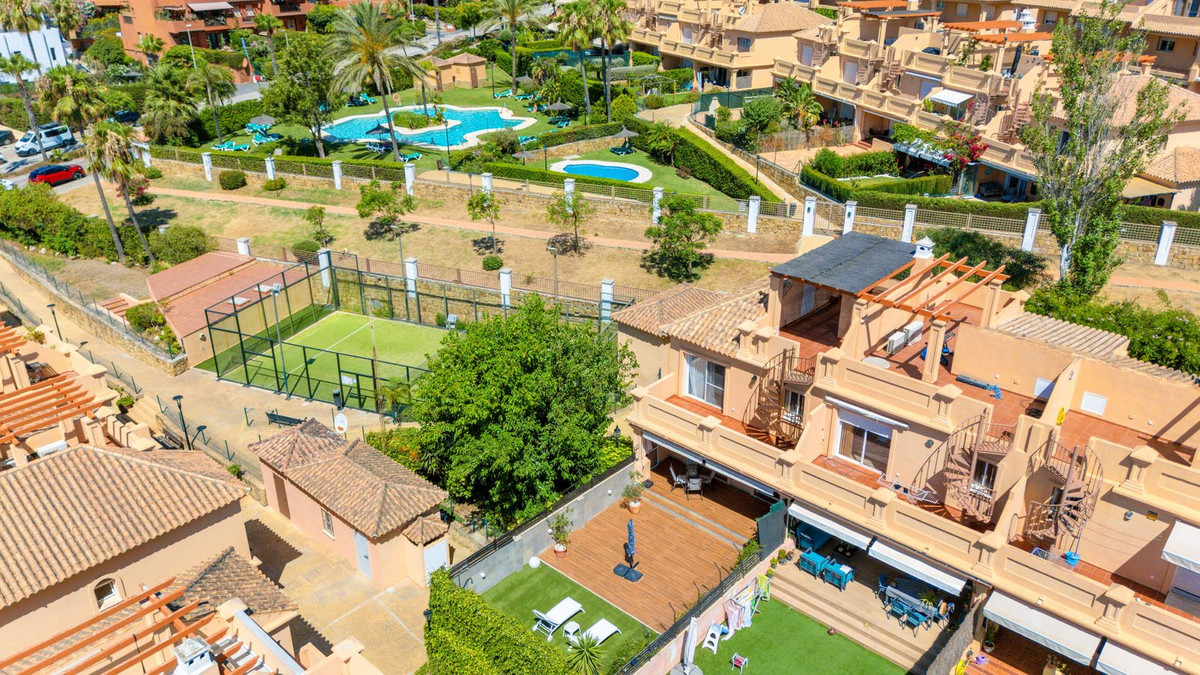 Appartement te koop in Estepona | 3 slaapkamers H5427577