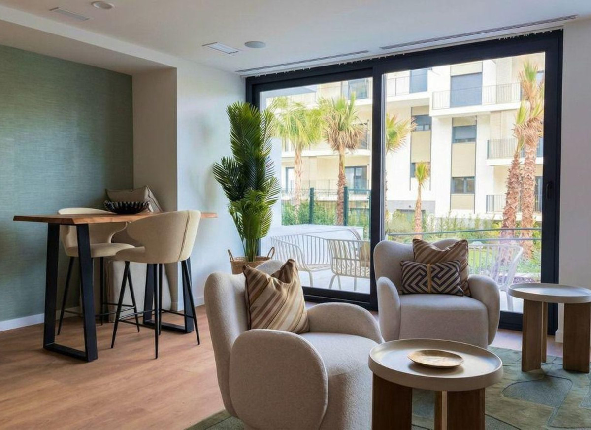 Appartement te koop in Estepona | 2 slaapkamers H5427679