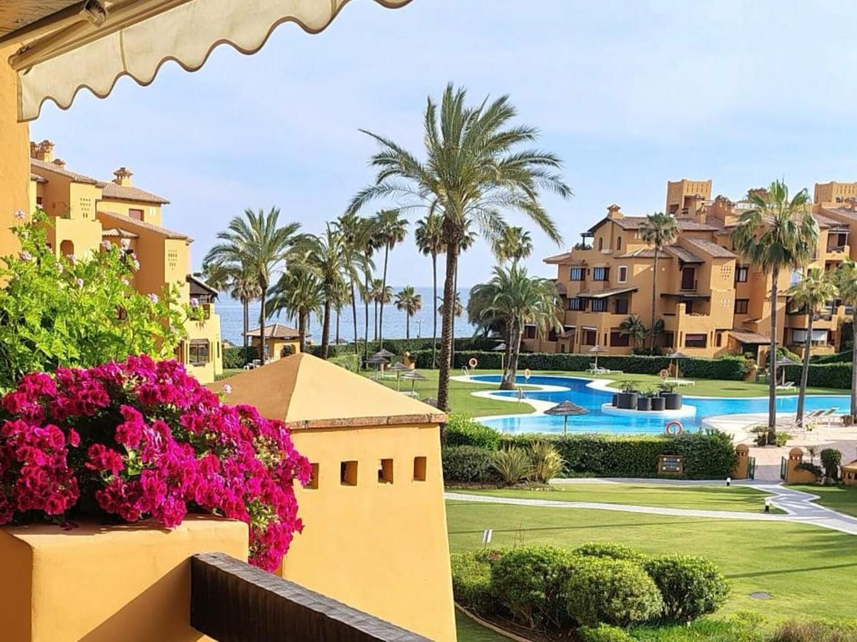 Appartement te koop in Estepona | 3 slaapkamers H5427805