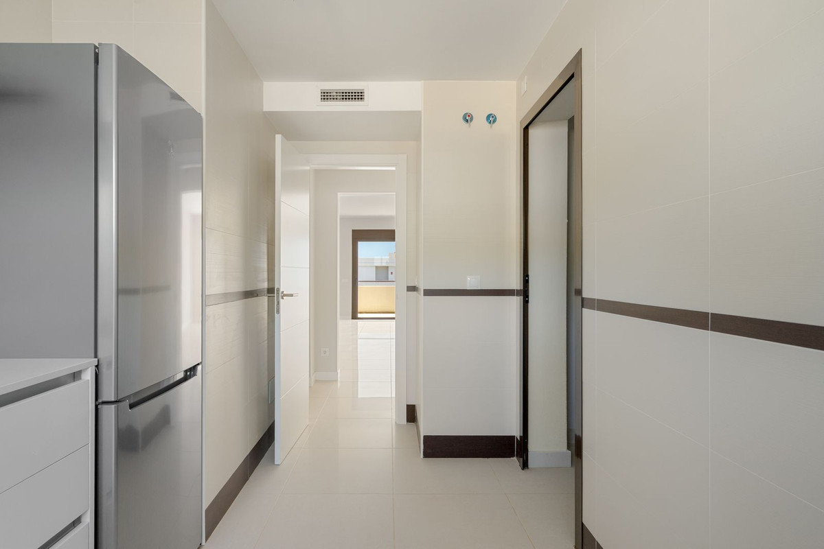 Appartement te koop in Estepona | 2 slaapkamers H5427910