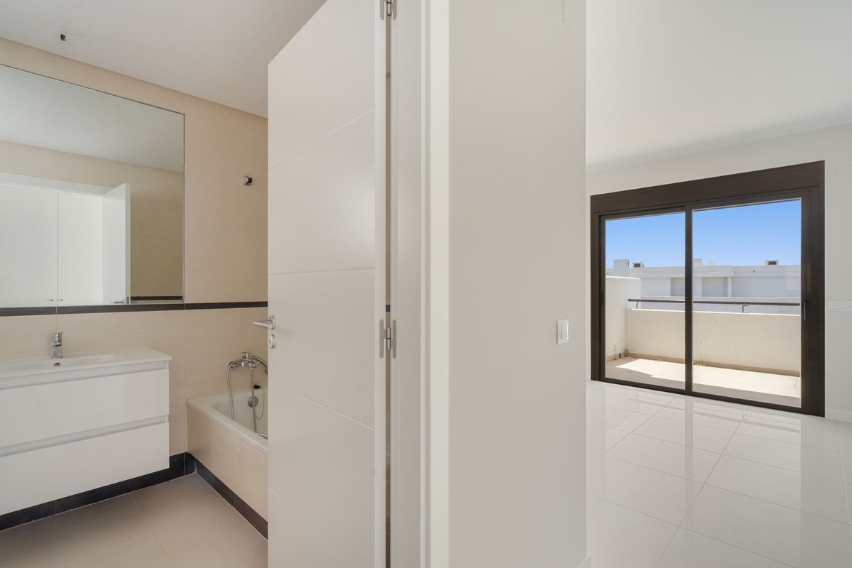 Appartement te koop in Estepona | 2 slaapkamers H5427910
