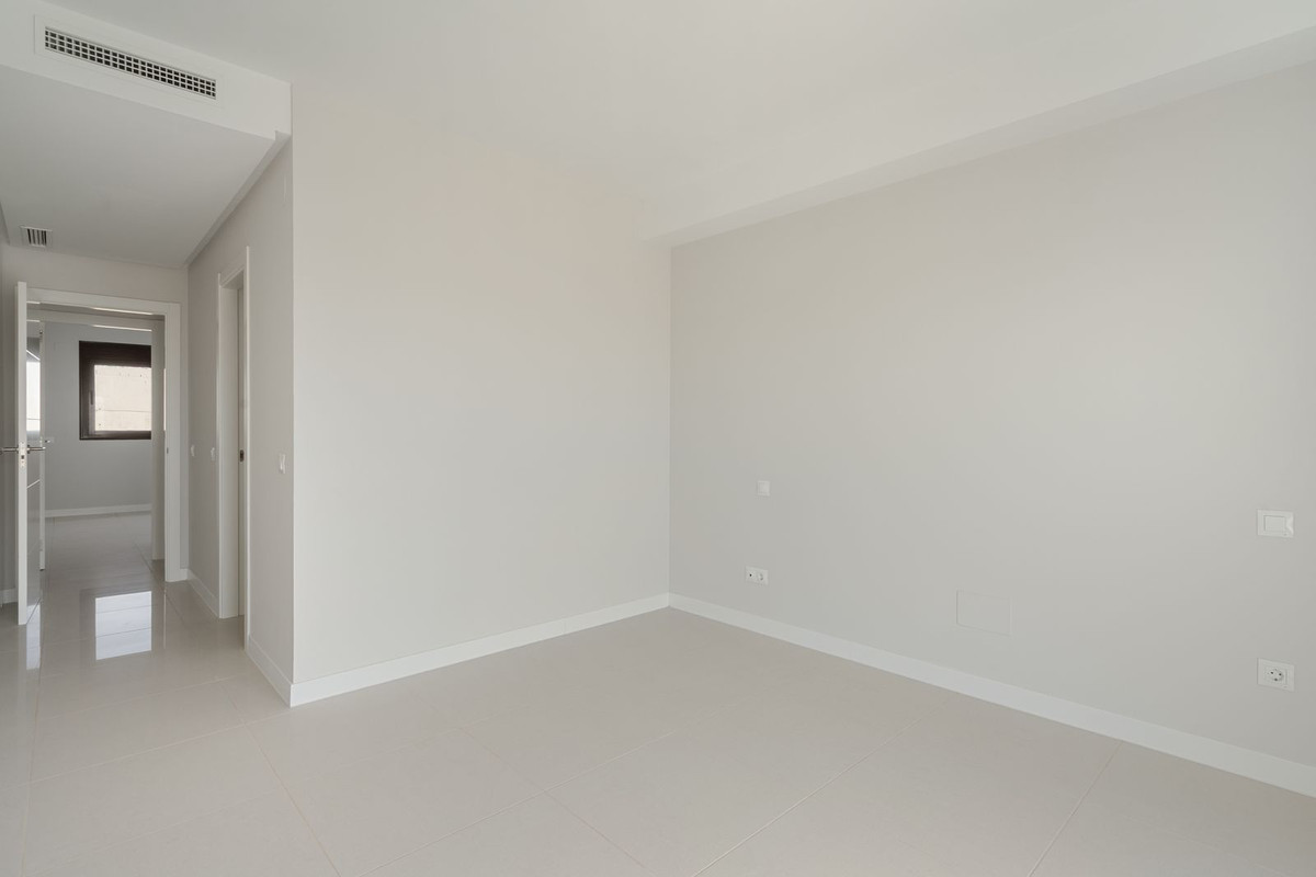 Appartement te koop in Estepona | 2 slaapkamers H5427910