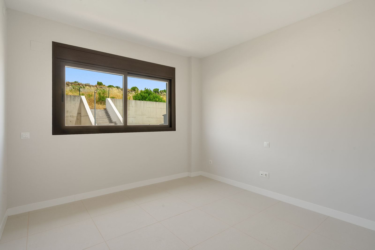 Appartement te koop in Estepona | 2 slaapkamers H5427910