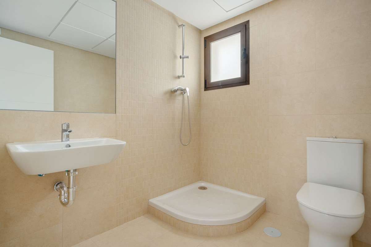 Appartement te koop in Estepona | 2 slaapkamers H5427910