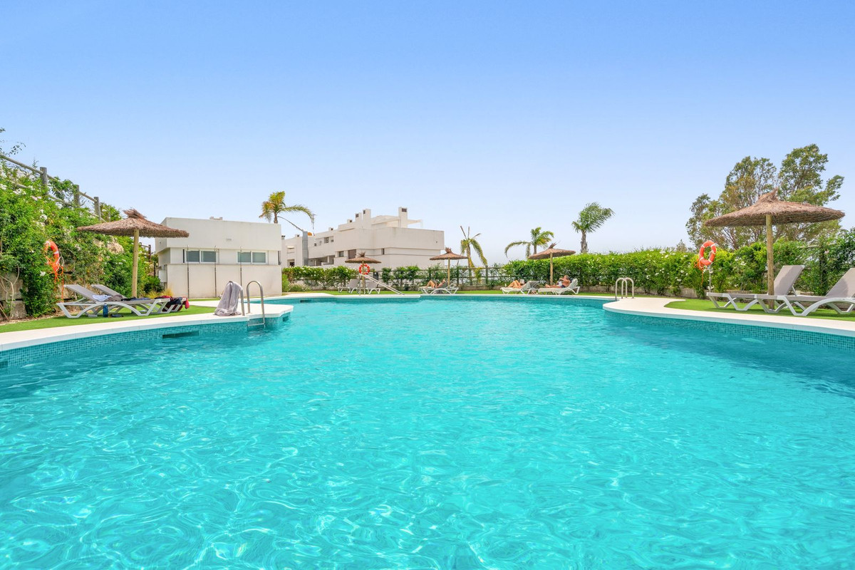Appartement te koop in Estepona | 2 slaapkamers H5427910