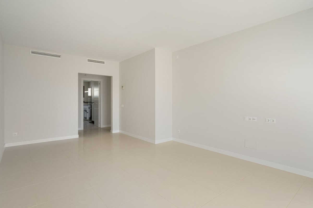 Appartement te koop in Estepona | 2 slaapkamers H5427910
