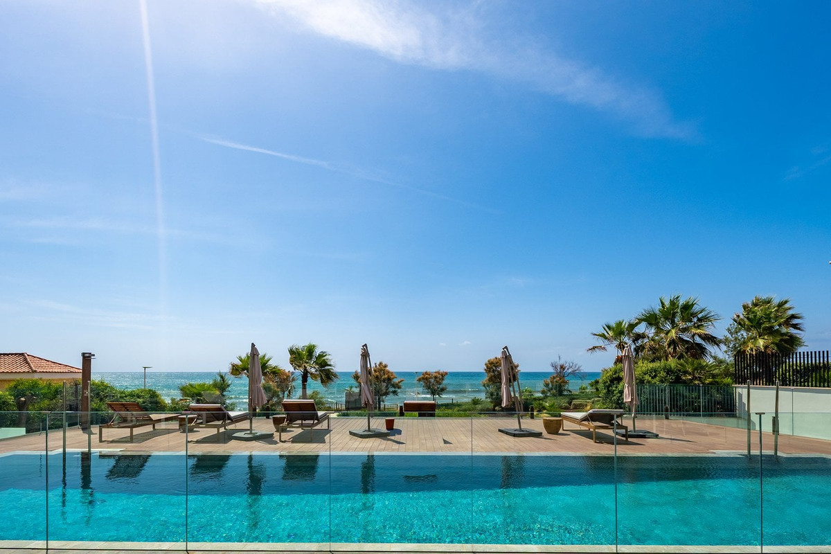 Appartement te koop in Estepona | 2 slaapkamers H5428165