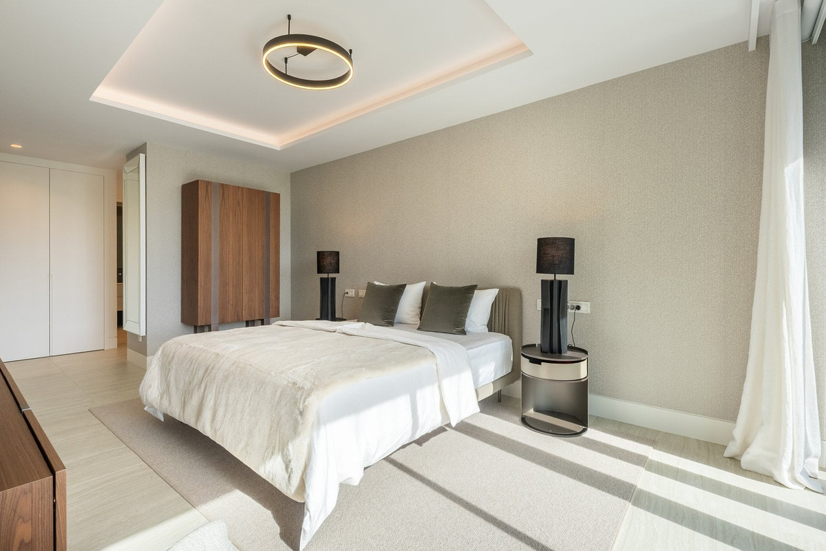 Appartement te koop in Estepona | 2 slaapkamers H5428165