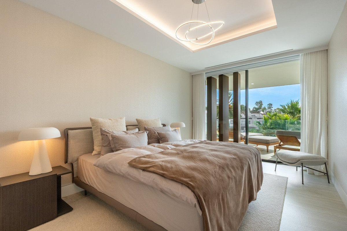 Appartement te koop in Estepona | 2 slaapkamers H5428165