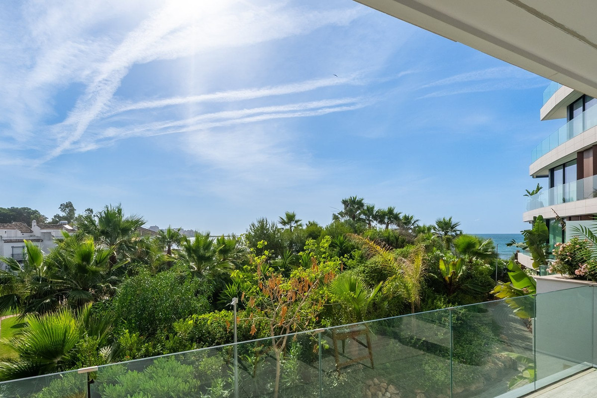 Appartement te koop in Estepona | 2 slaapkamers H5428165