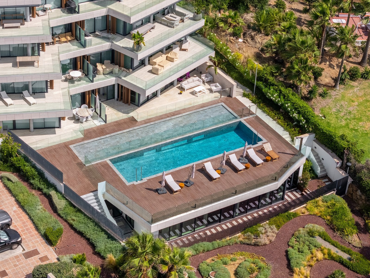 Appartement te koop in Estepona | 2 slaapkamers H5428165
