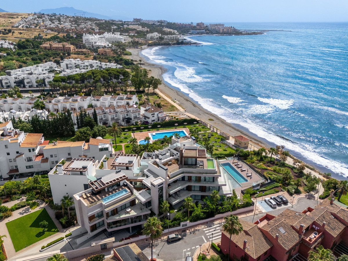 Appartement te koop in Estepona | 2 slaapkamers H5428165