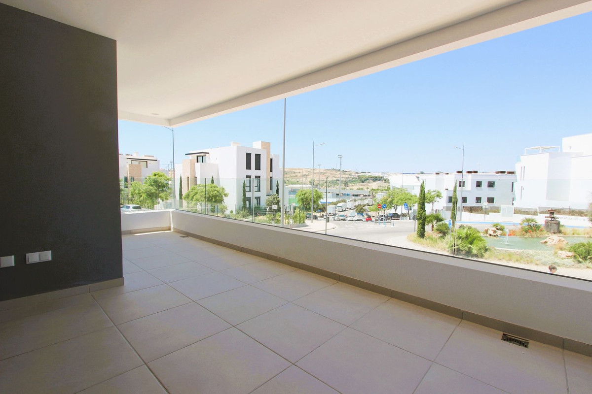 Appartement te koop in Estepona | 2 slaapkamers H5430394