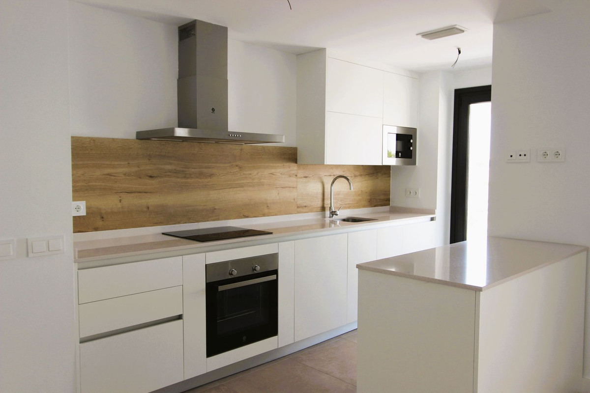 Appartement te koop in Estepona | 2 slaapkamers H5430394