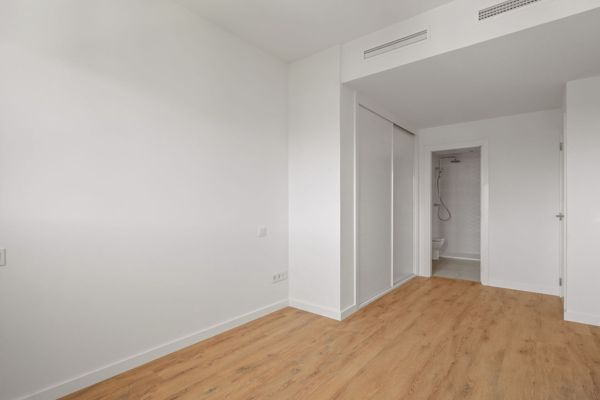Appartement te koop in Estepona | 2 slaapkamers H5430418