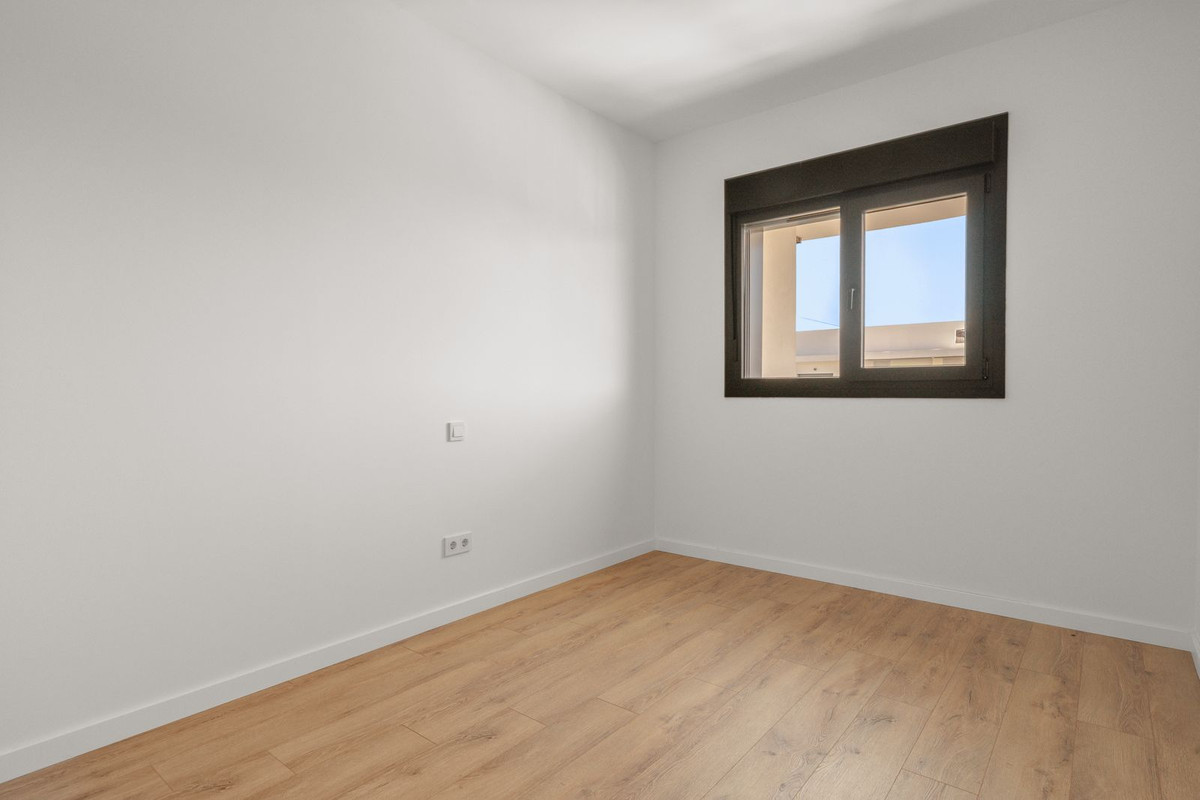 Appartement te koop in Estepona | 2 slaapkamers H5430418