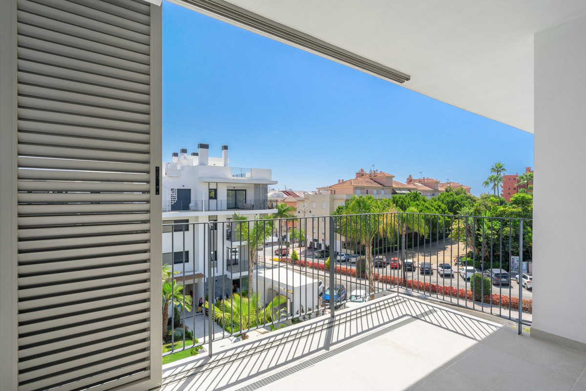 Appartement te koop in Estepona | 2 slaapkamers H5430418