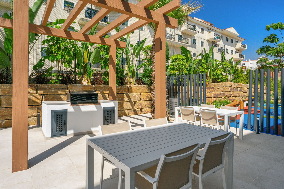 Appartement te koop in Estepona | 2 slaapkamers H5430418