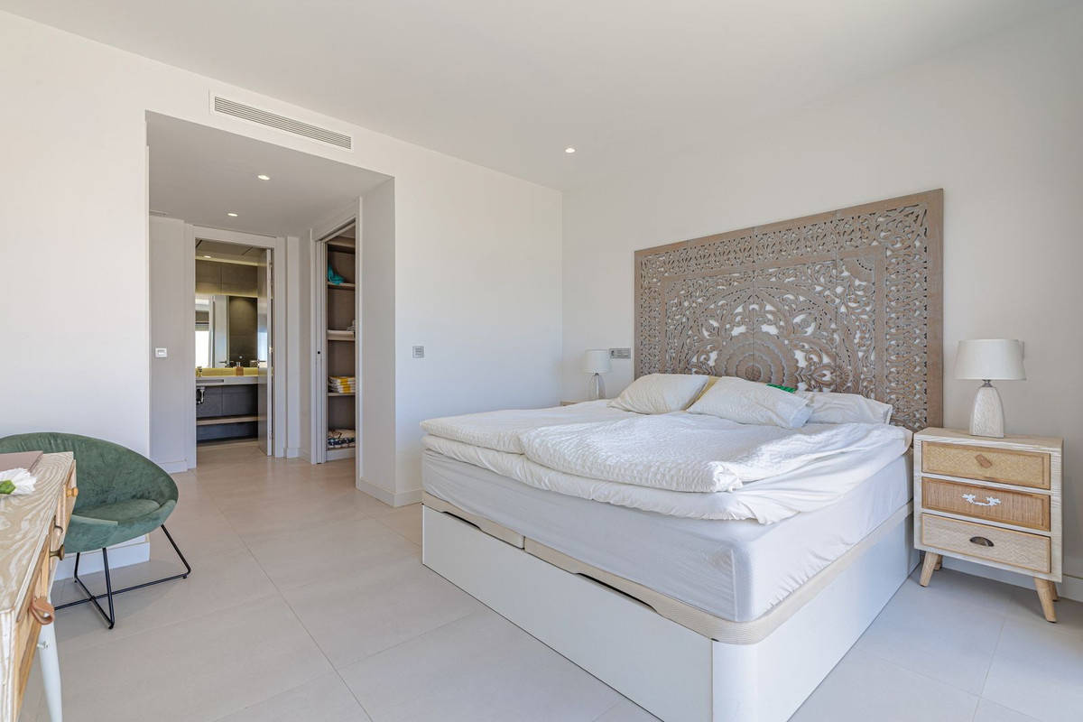 Appartement te koop in Estepona | 3 slaapkamers H5430478