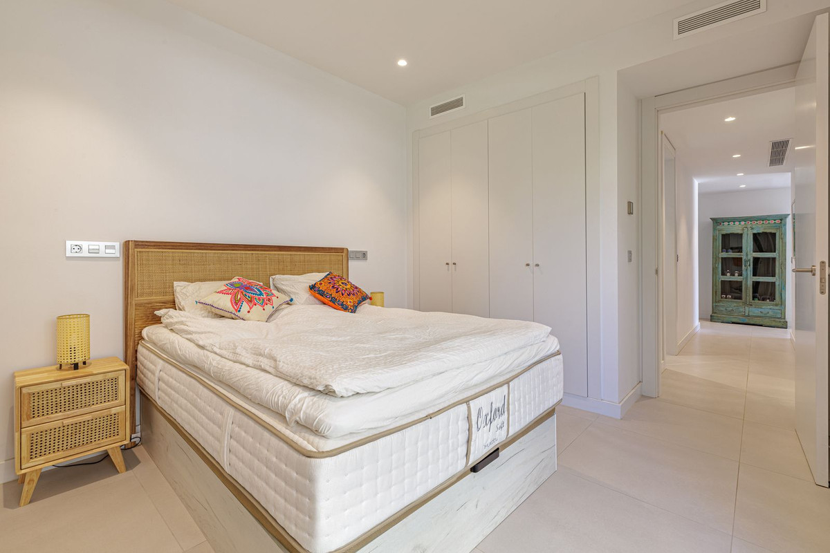 Appartement te koop in Estepona | 3 slaapkamers H5430478