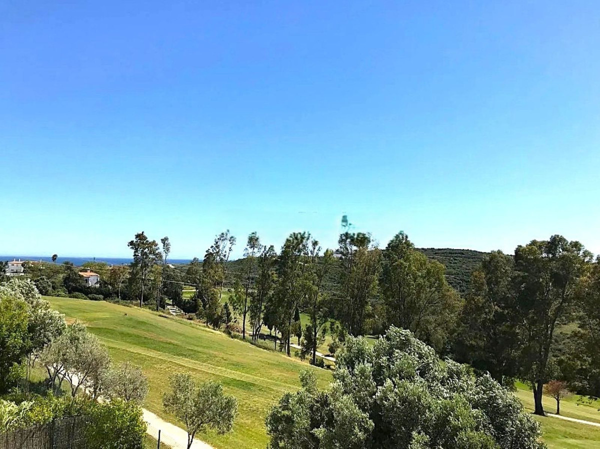 Appartement te koop in Estepona | 2 slaapkamers H5430496