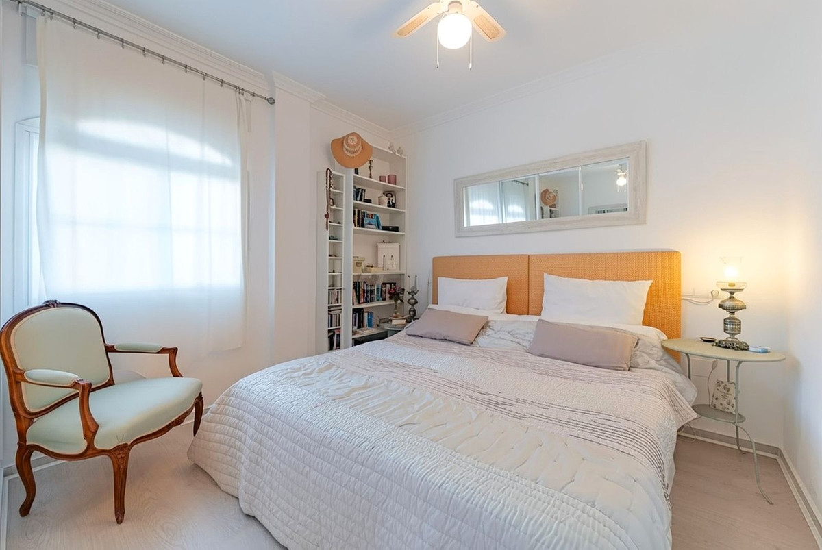 Appartement te koop in Estepona | 2 slaapkamers H5430496