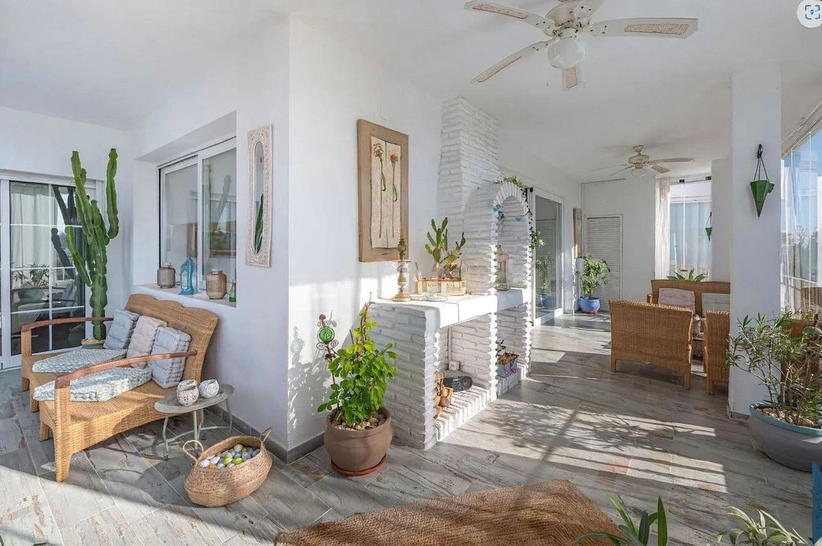 Appartement te koop in Estepona | 2 slaapkamers H5430496