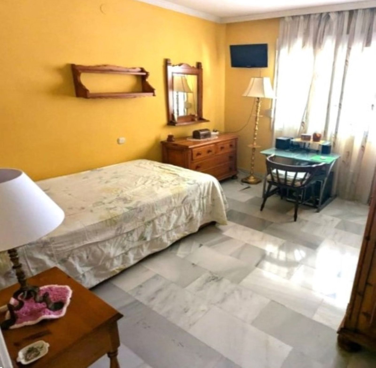 Appartement te koop in Estepona | 3 slaapkamers H5430568